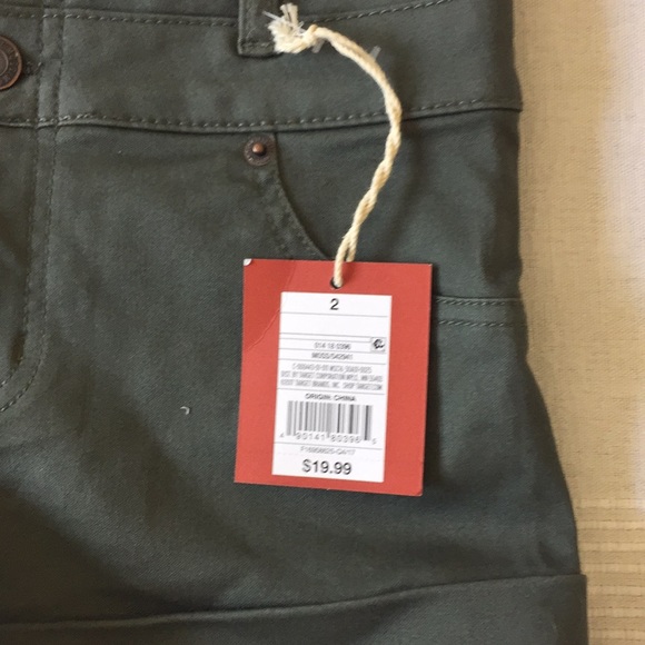 High Rise Shorts - Picture 3 of 5